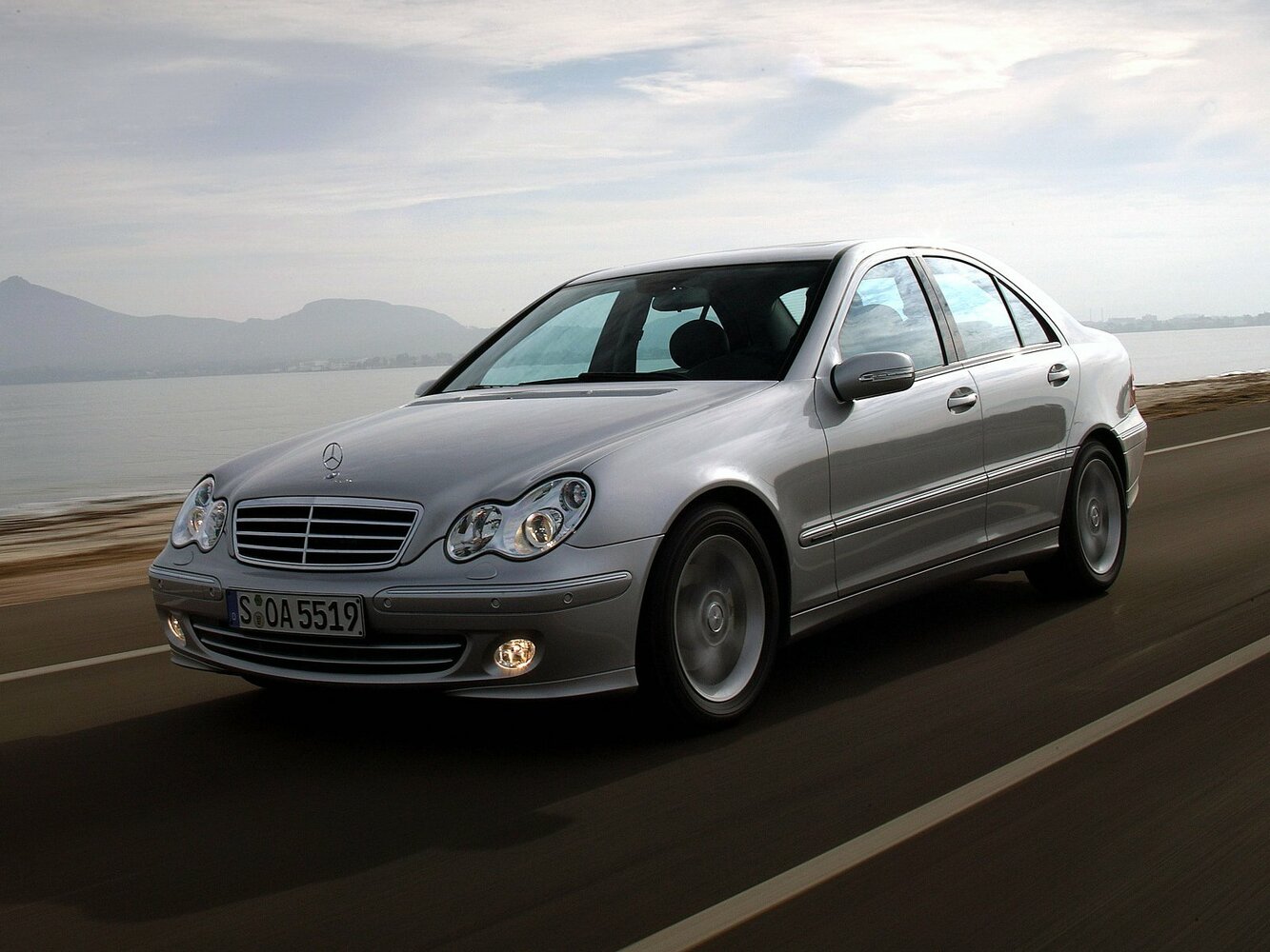 Mercedes-Benz C-Класс II (2000-2008) - Седан