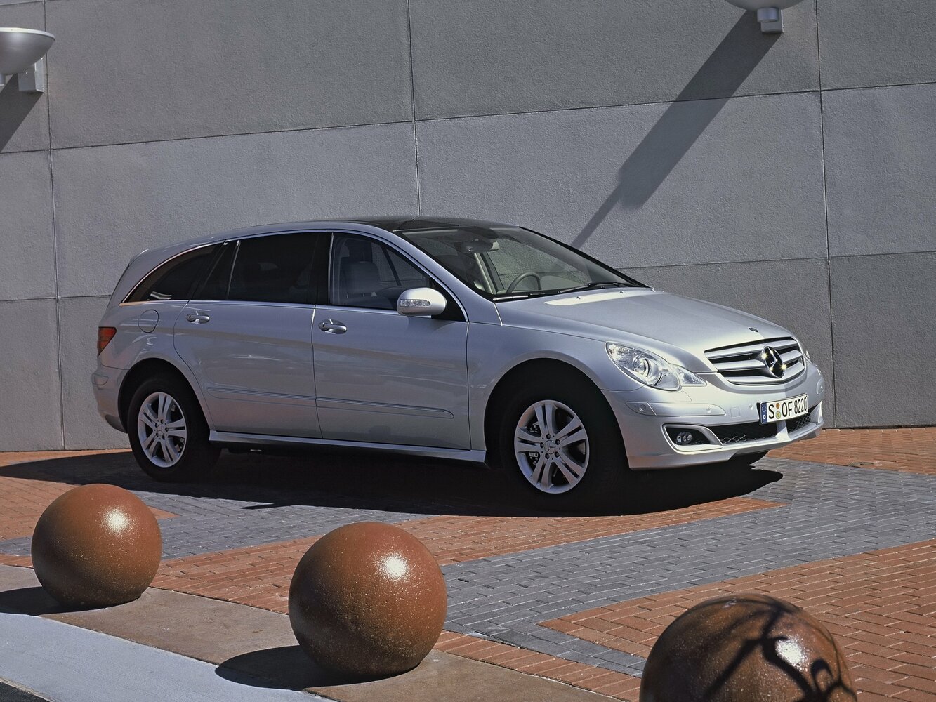 Mercedes-Benz R-Класс I (2005-2017) - Минивэн Long