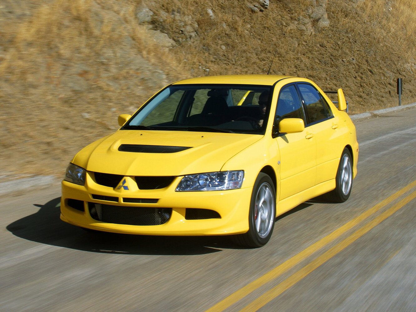Mitsubishi Lancer Evolution VIII (2003-2005) - Седан