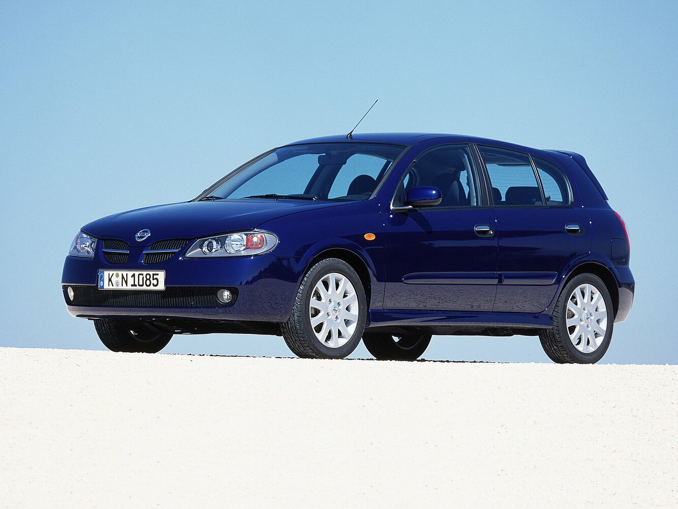Nissan Almera II (2000-2006) - Хэтчбек 5 дв.