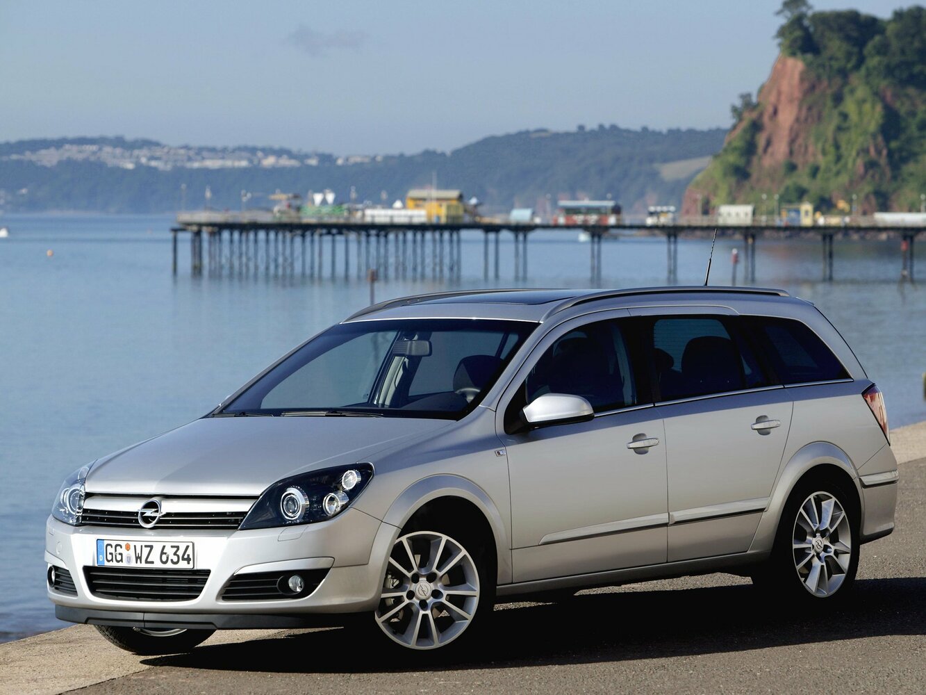 Opel Astra H (2004-2014) - Универсал 5 дв.