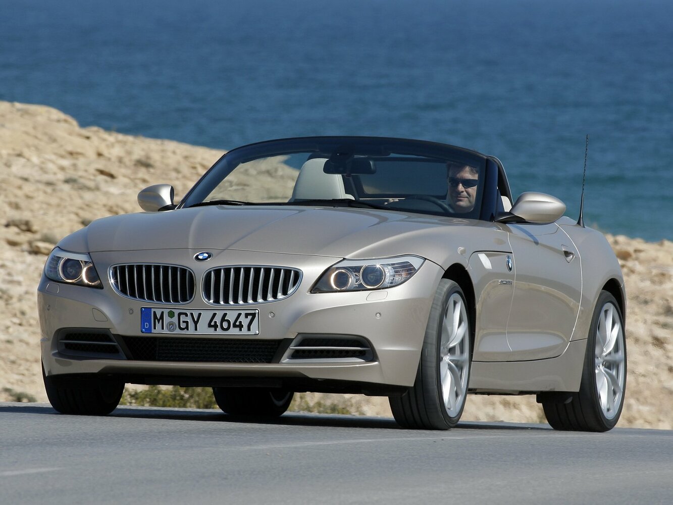 BMW Z4 II (2009-2017) - Родстер