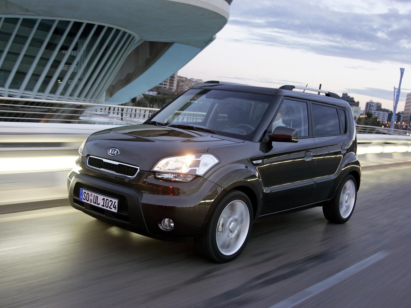 Kia Soul I (2008-2014) - Хэтчбек 5 дв.