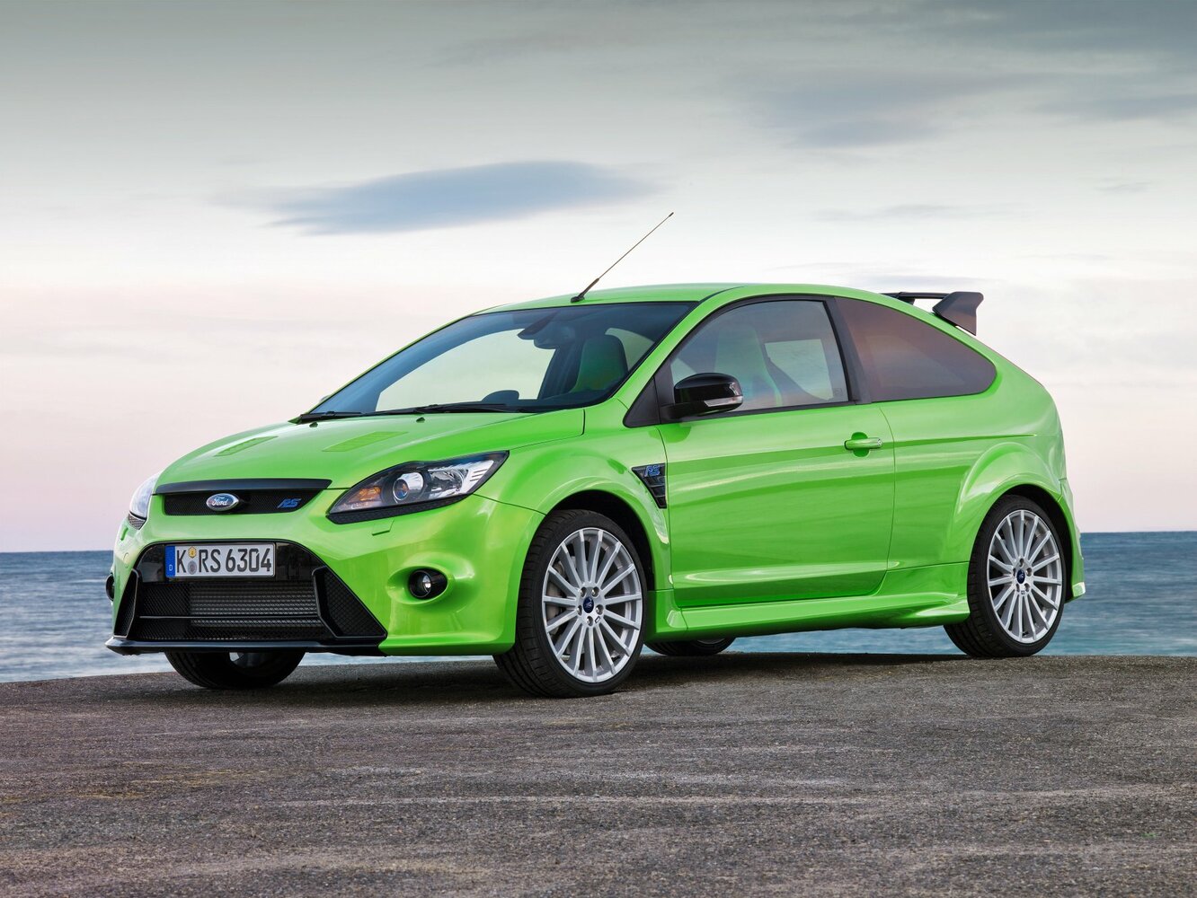 Ford Focus RS II (2009-2011) - Хэтчбек 3 дв.