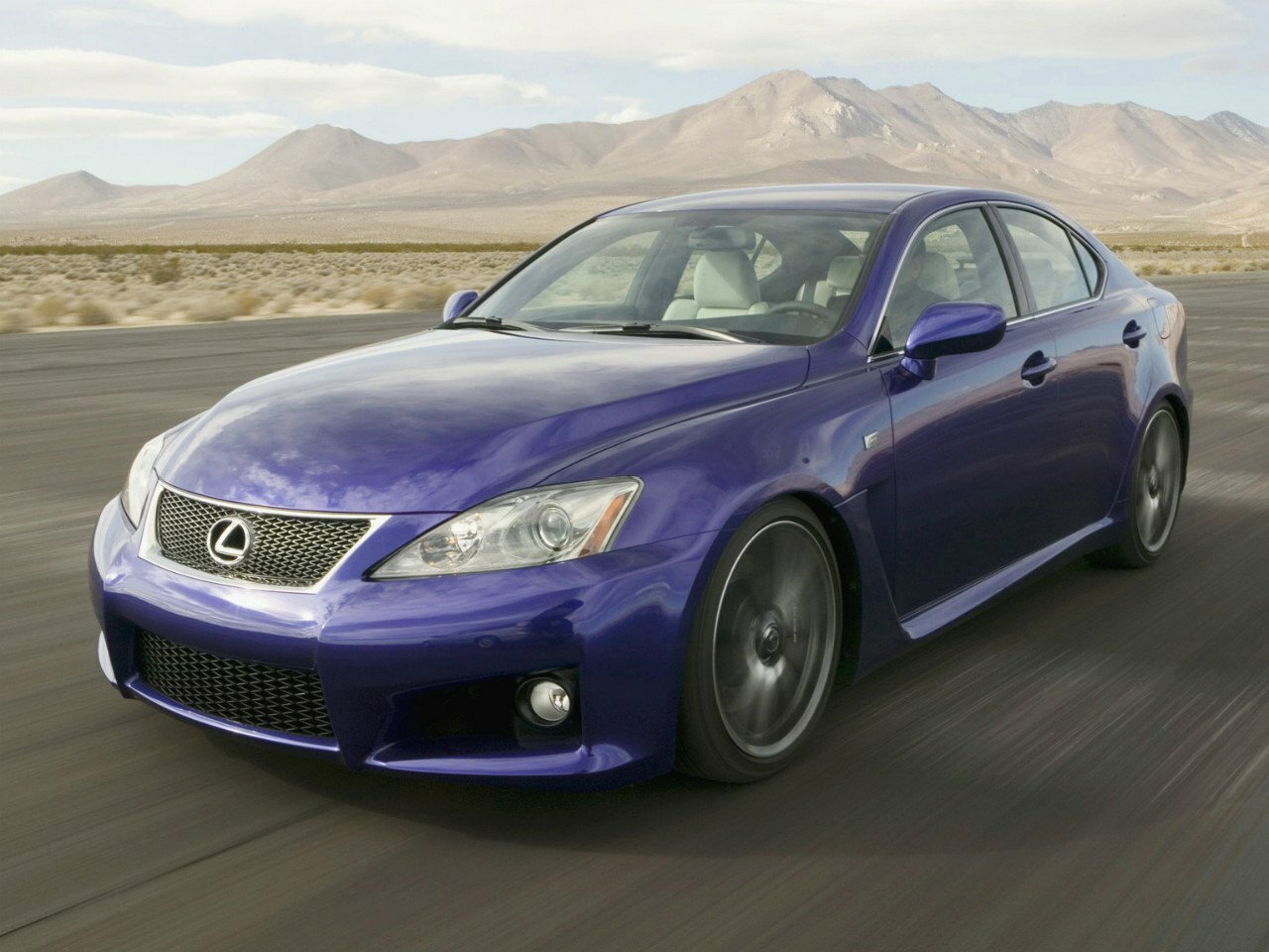 Lexus IS F I (2007-2014) - Седан