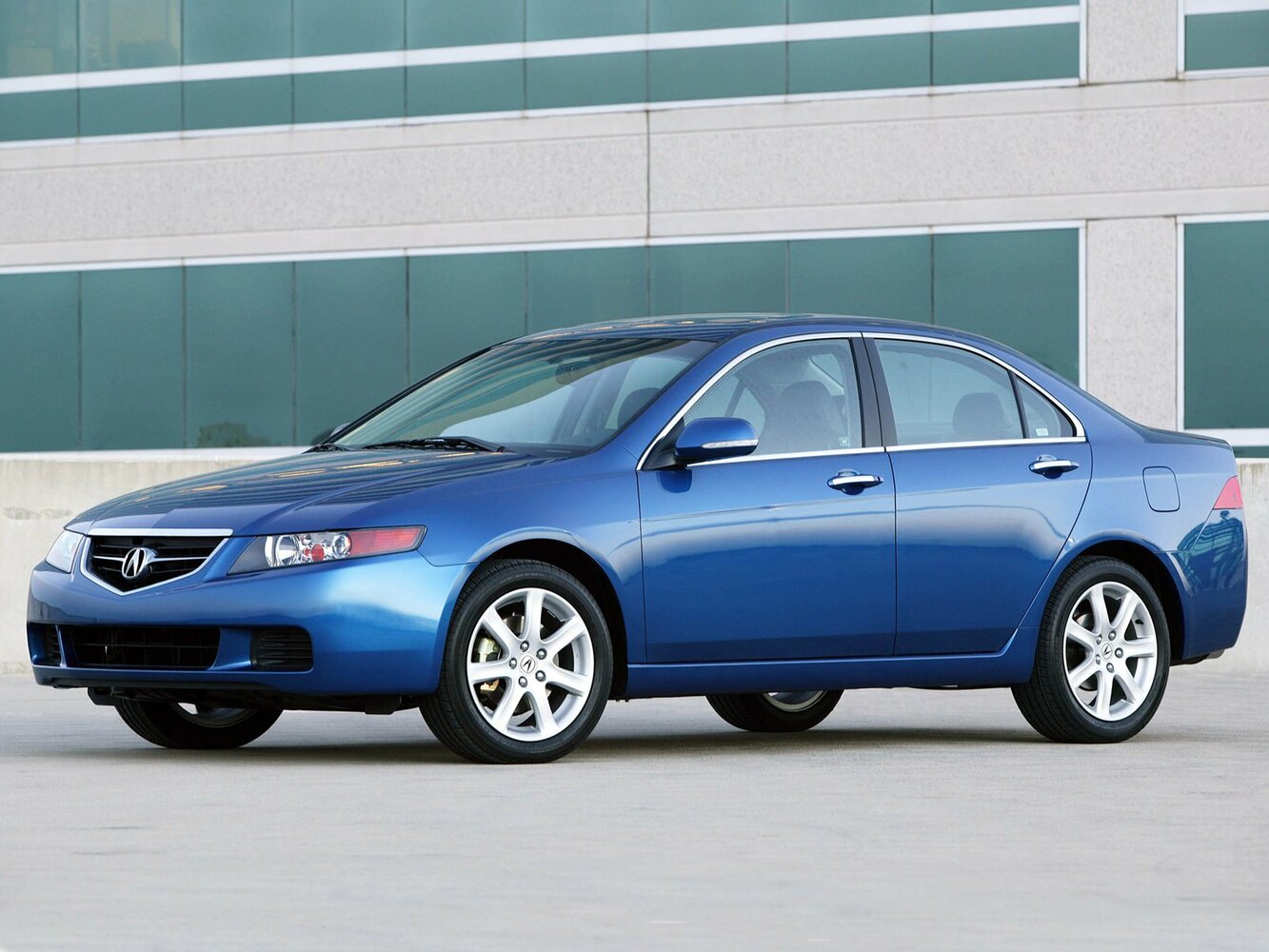 Acura TSX I (2003-2008) - Седан