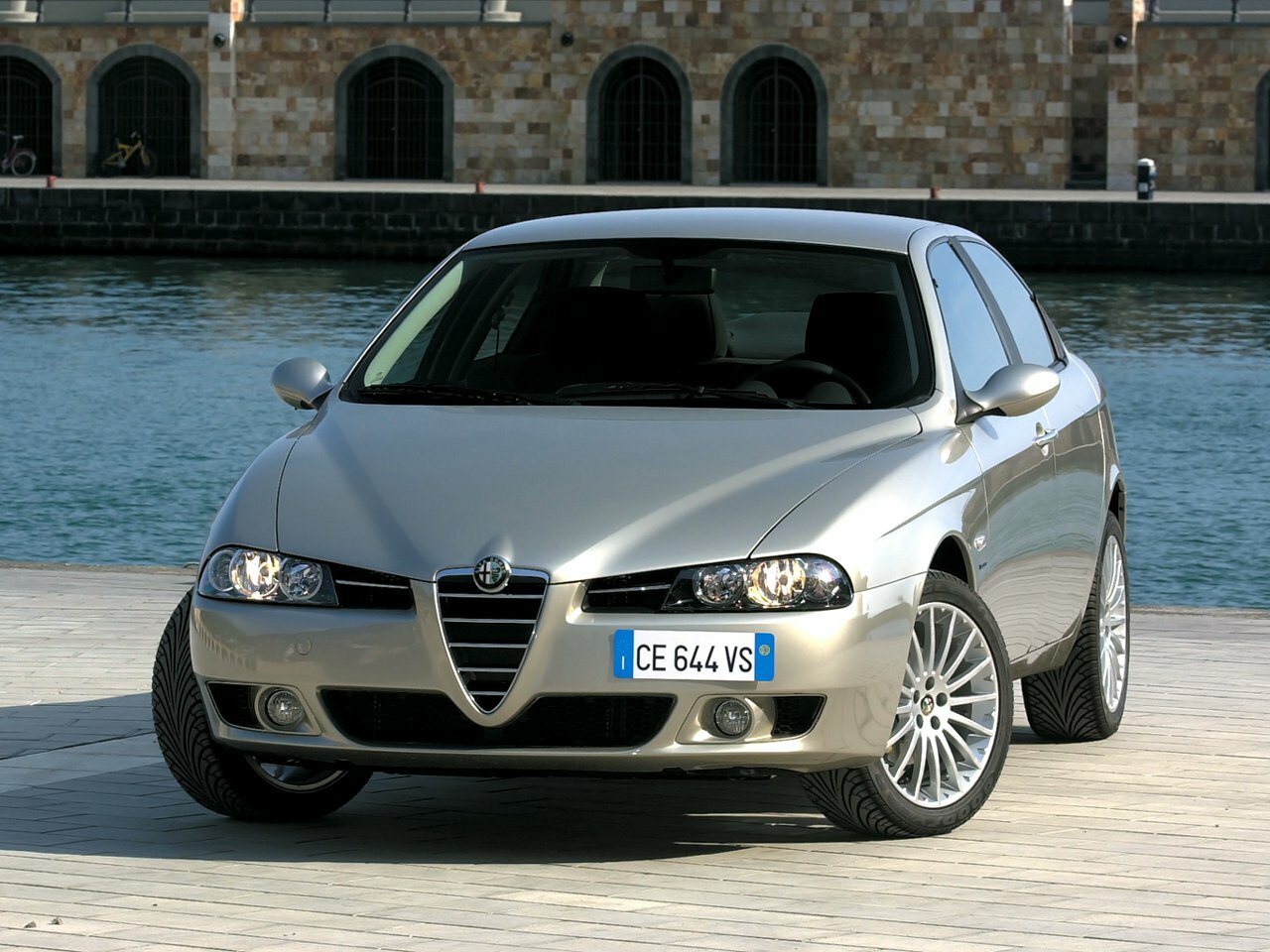Alfa Romeo 156 I (1997-2007) - Седан