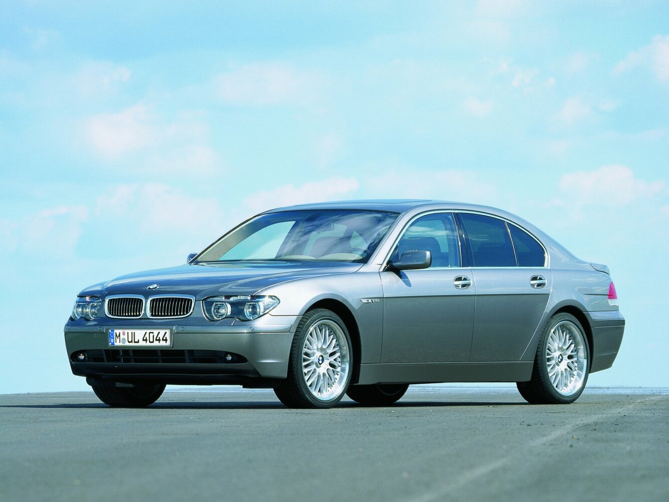 BMW 7 серии IV (2001-2008) - Седан