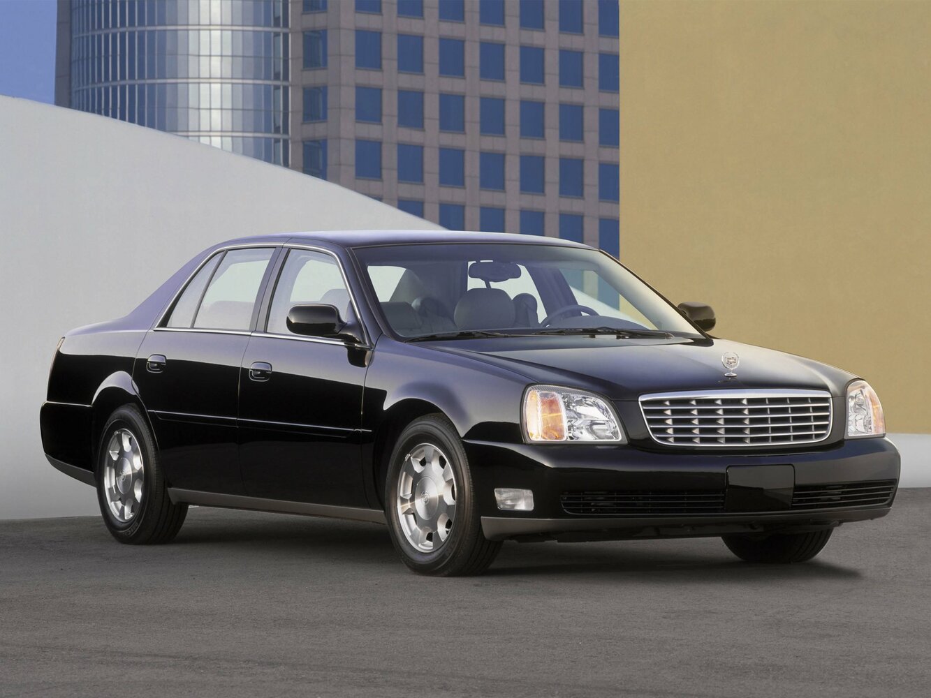 Cadillac DeVille VIII (1999-2005) - Седан