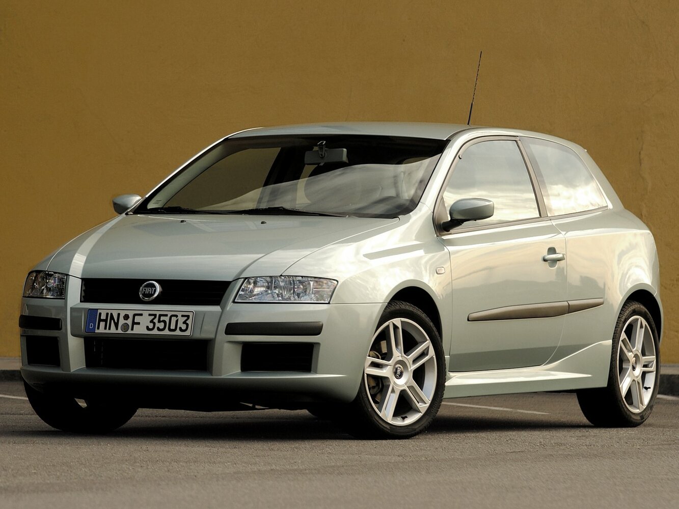 Fiat Stilo I (2001-2007) - Хэтчбек 3 дв.