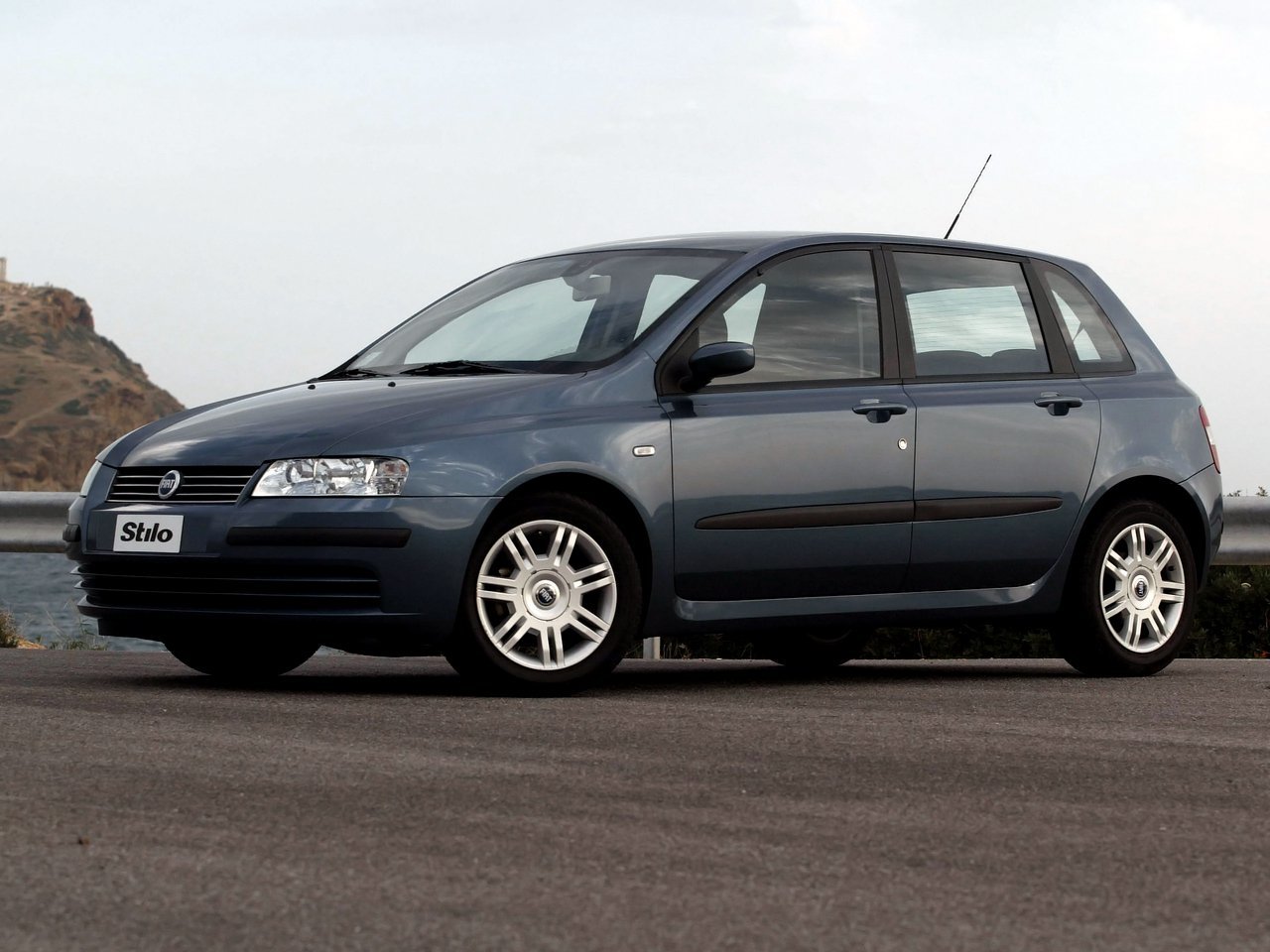 Fiat Stilo I (2001-2007) - Хэтчбек 5 дв.