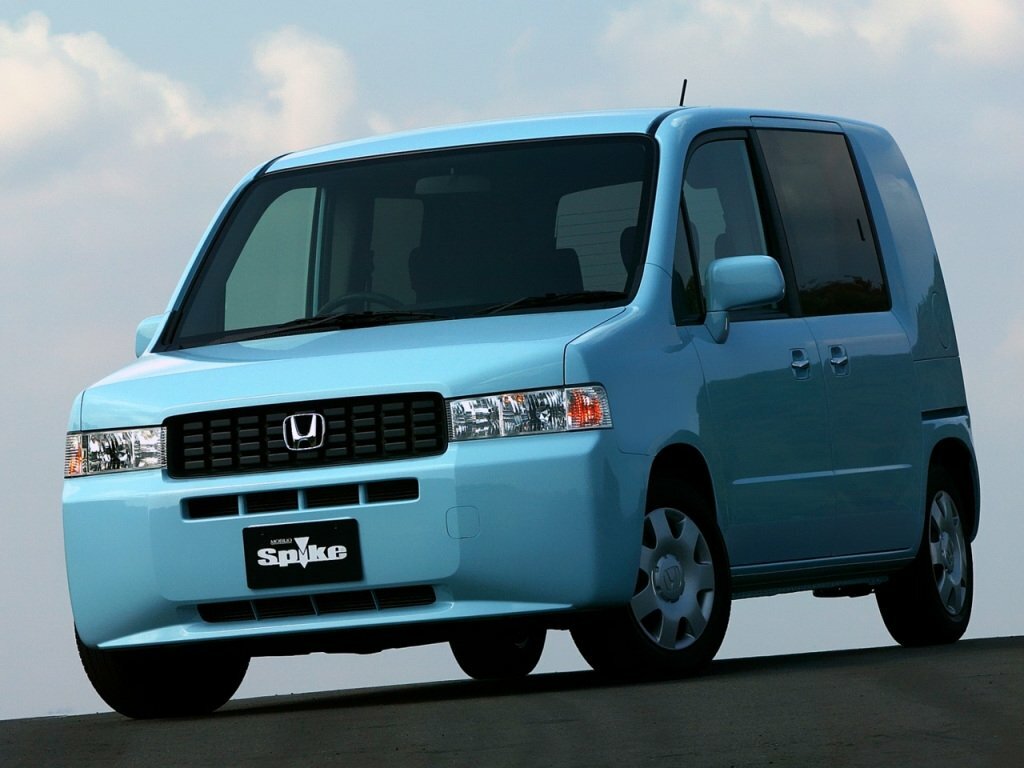 Honda Mobilio Spike I (2002-2008) - Компактвэн