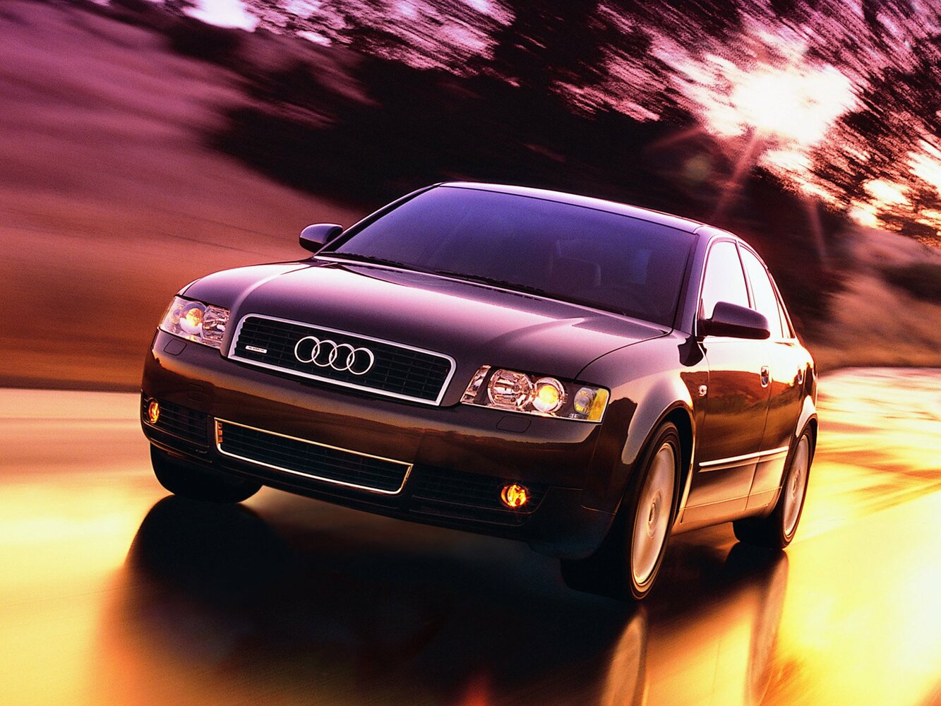 Audi A4 II (2000-2006) - Седан