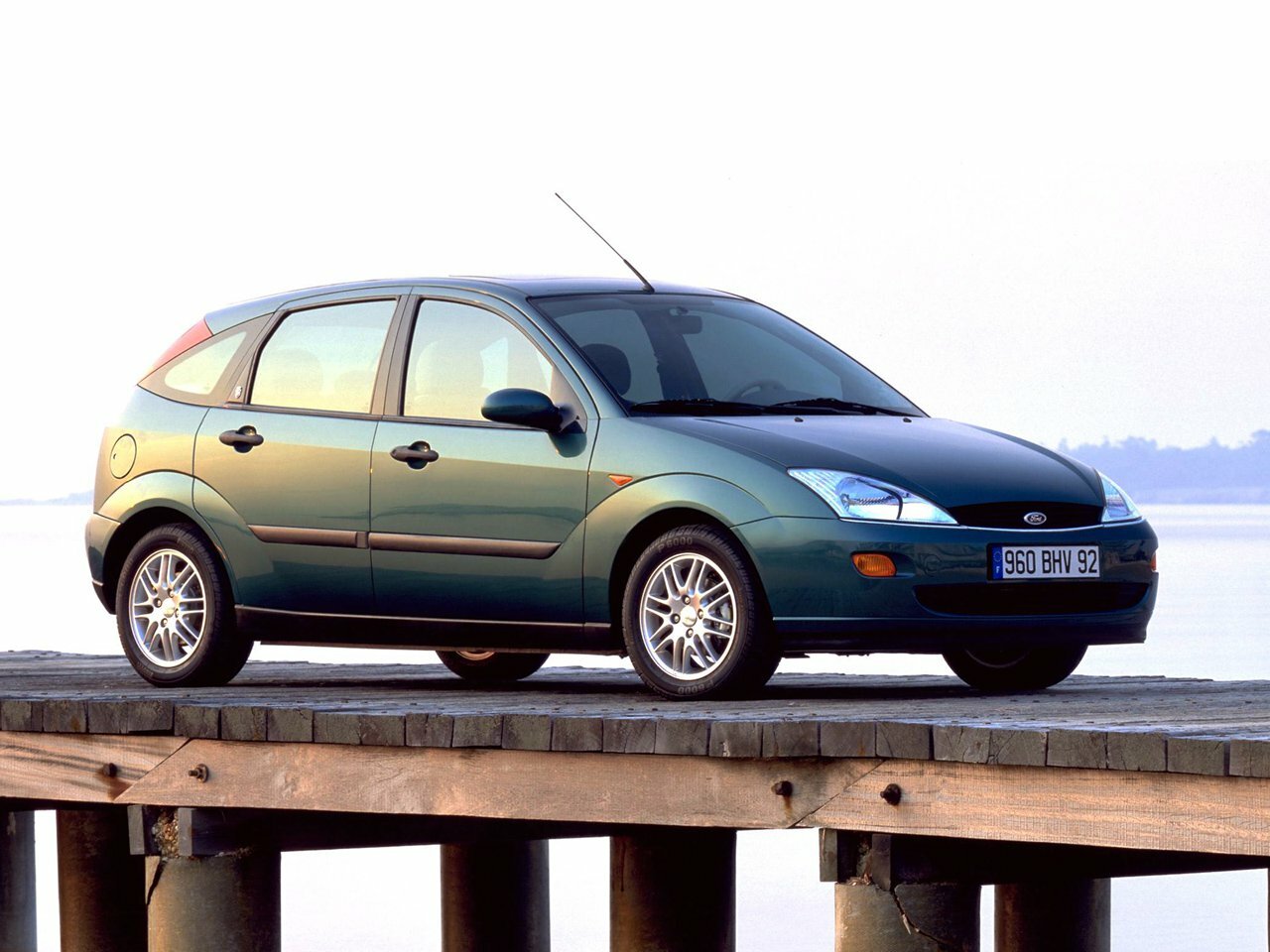 Ford Focus I (1998-2007) - Хэтчбек 5 дв.