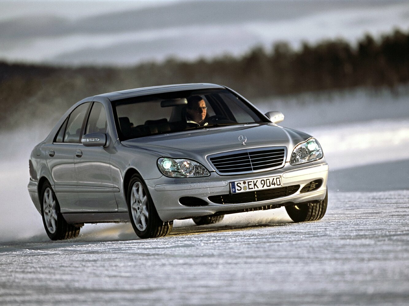 Mercedes-Benz S-Класс IV (1998-2006) - Седан