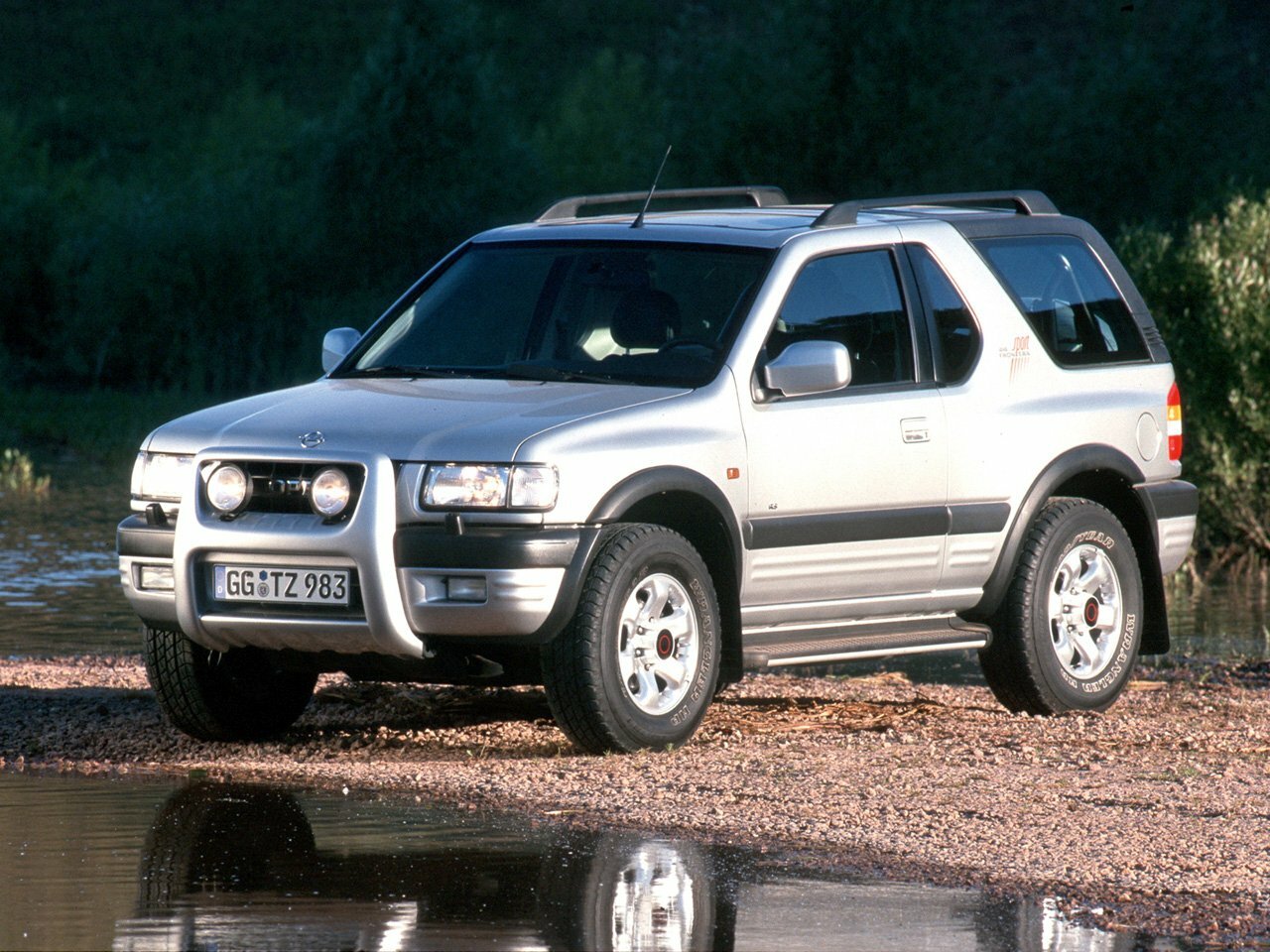 Opel Frontera B (1998-2004) - Внедорожник 3 дв.