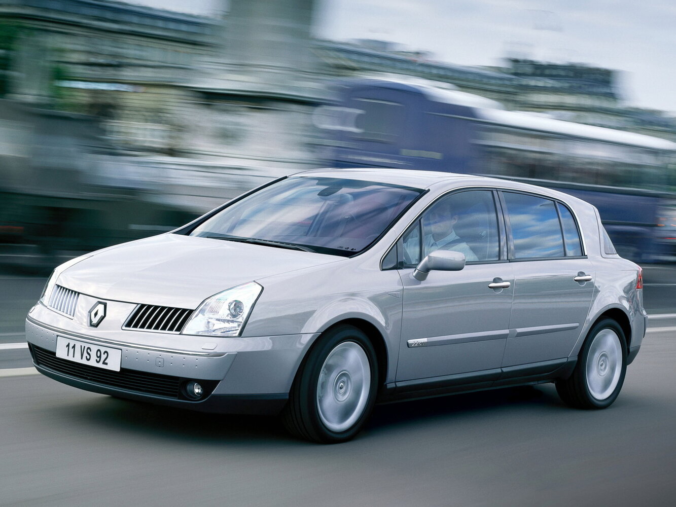 Renault Vel Satis I (2002-2009) - Хэтчбек 5 дв.