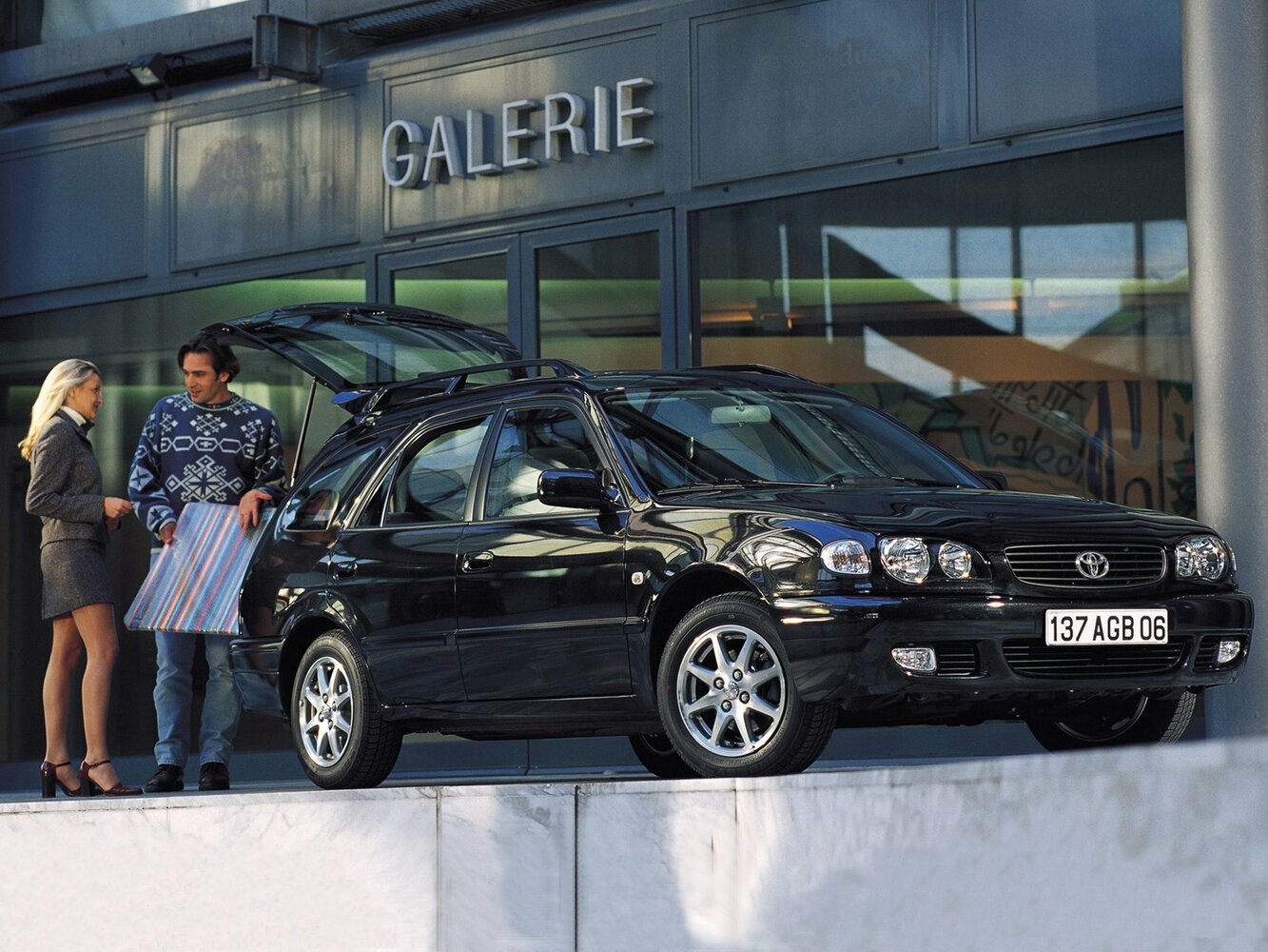 Toyota Corolla VIII (1995-2002) - Универсал 5 дв.