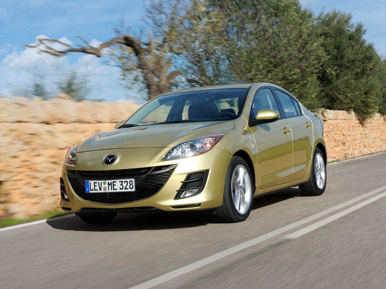 Mazda 3 II (2008-2013) - Седан