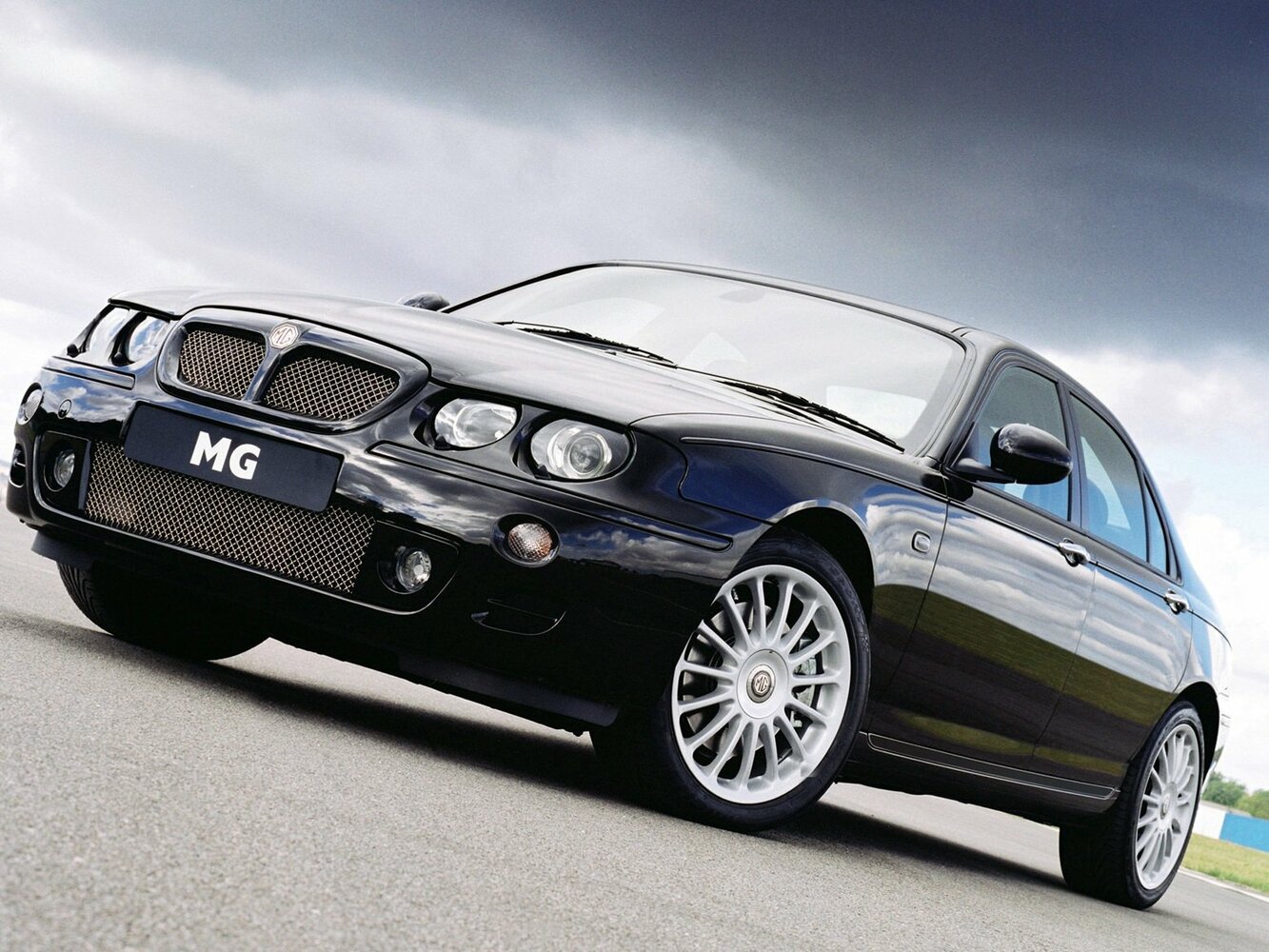 MG ZT I (2001-2005) - Седан