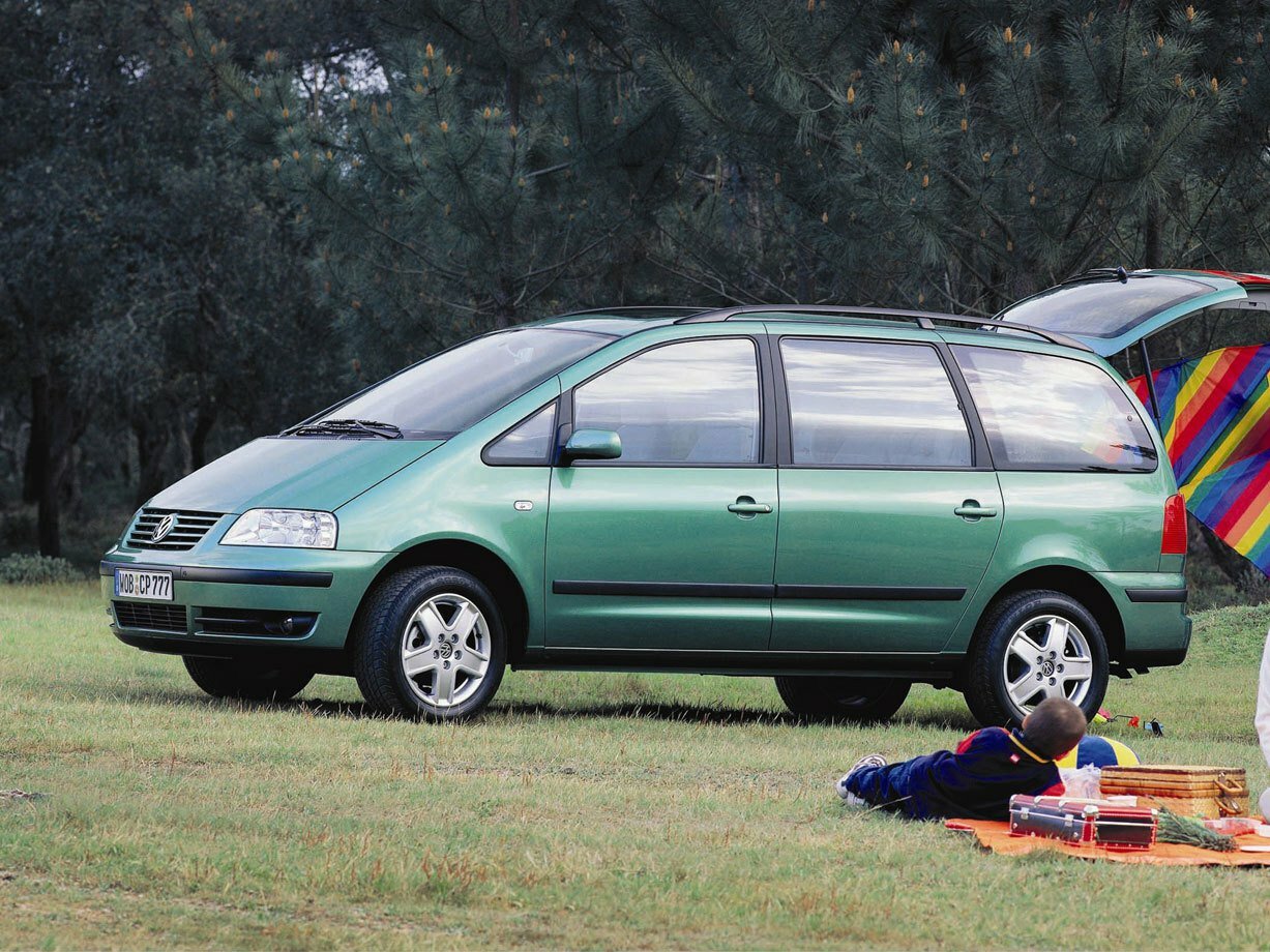 Volkswagen Sharan I (1995-2010) - Минивэн
