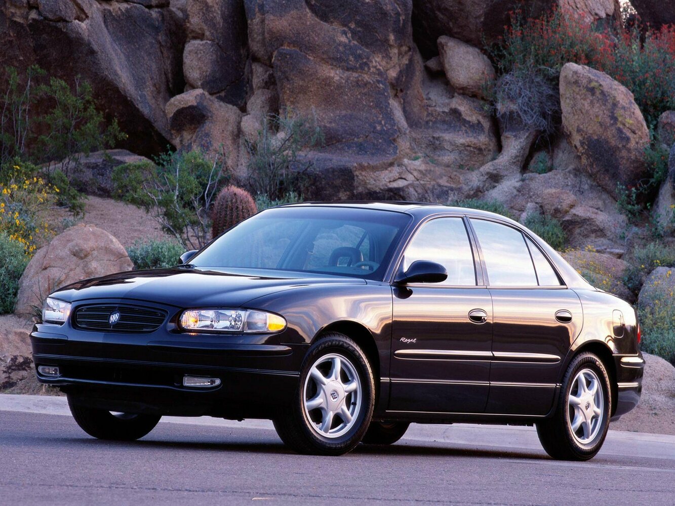 Buick Regal IV (1997-2008) - Седан