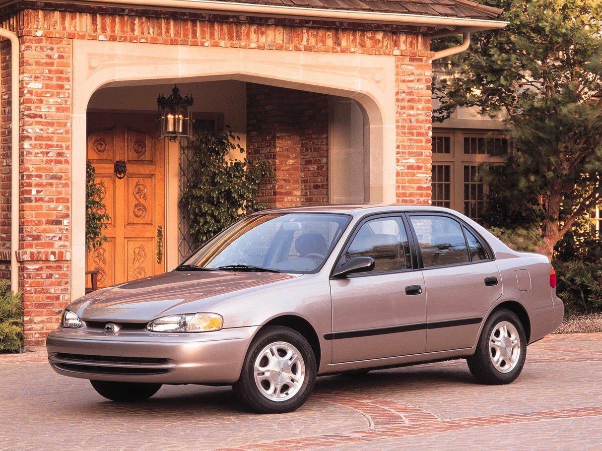 Chevrolet Prizm I (1997-2002) - Седан