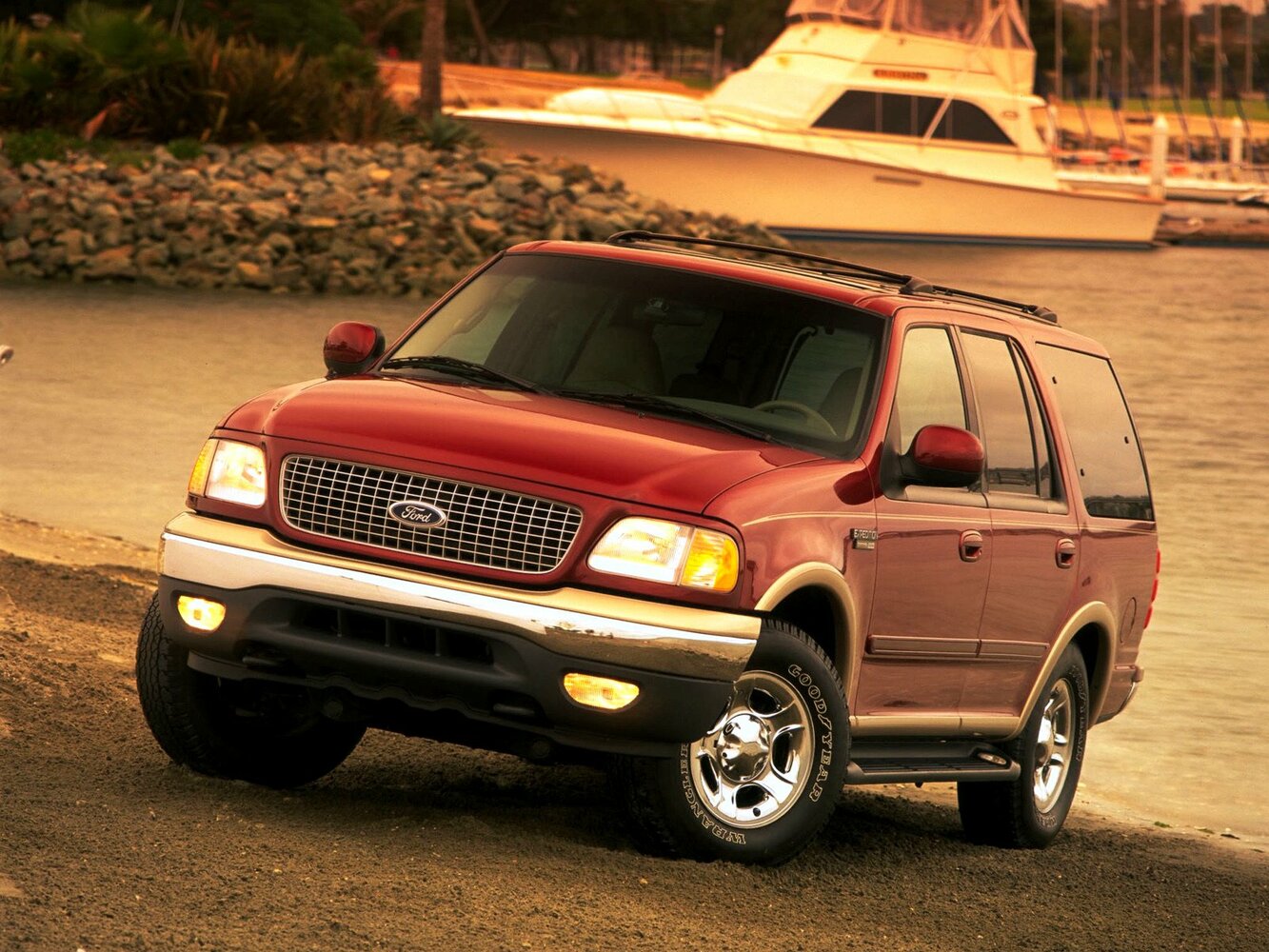 Ford Expedition I (1996-2002) - Внедорожник 5 дв.
