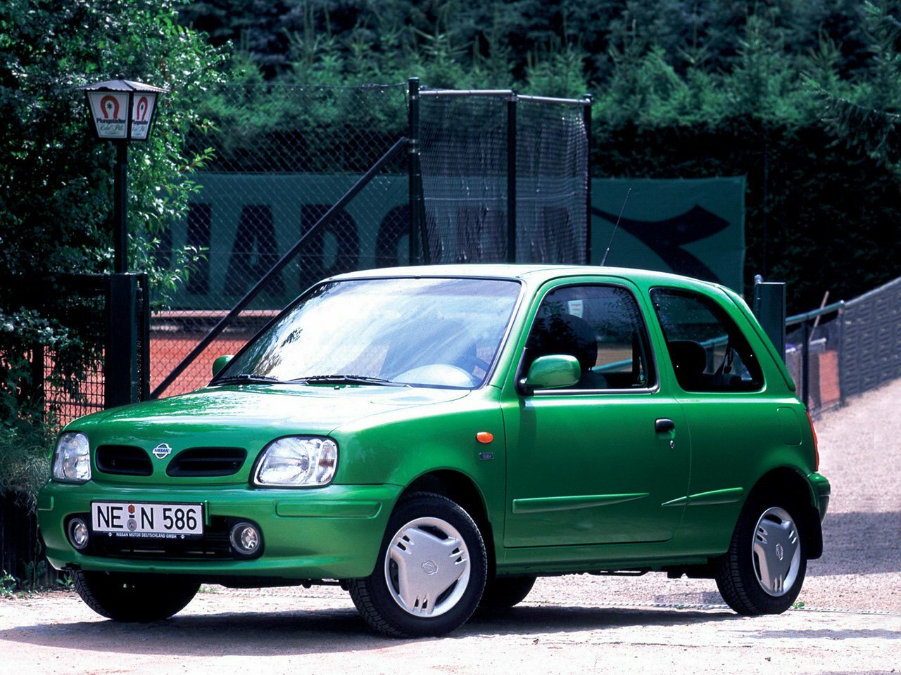Nissan Micra II (1992-2002) - Хэтчбек 3 дв.