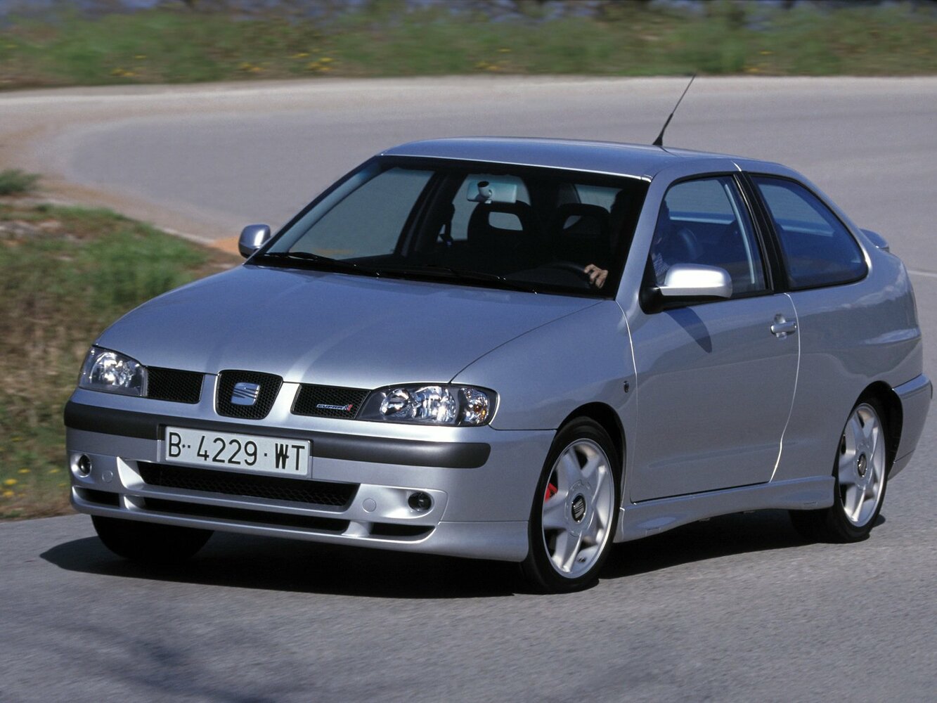 SEAT Cordoba I (1993-2003) - Купе