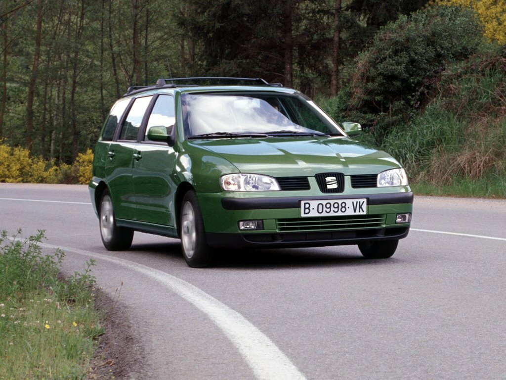 SEAT Cordoba I (1993-2003) - Универсал 5 дв.