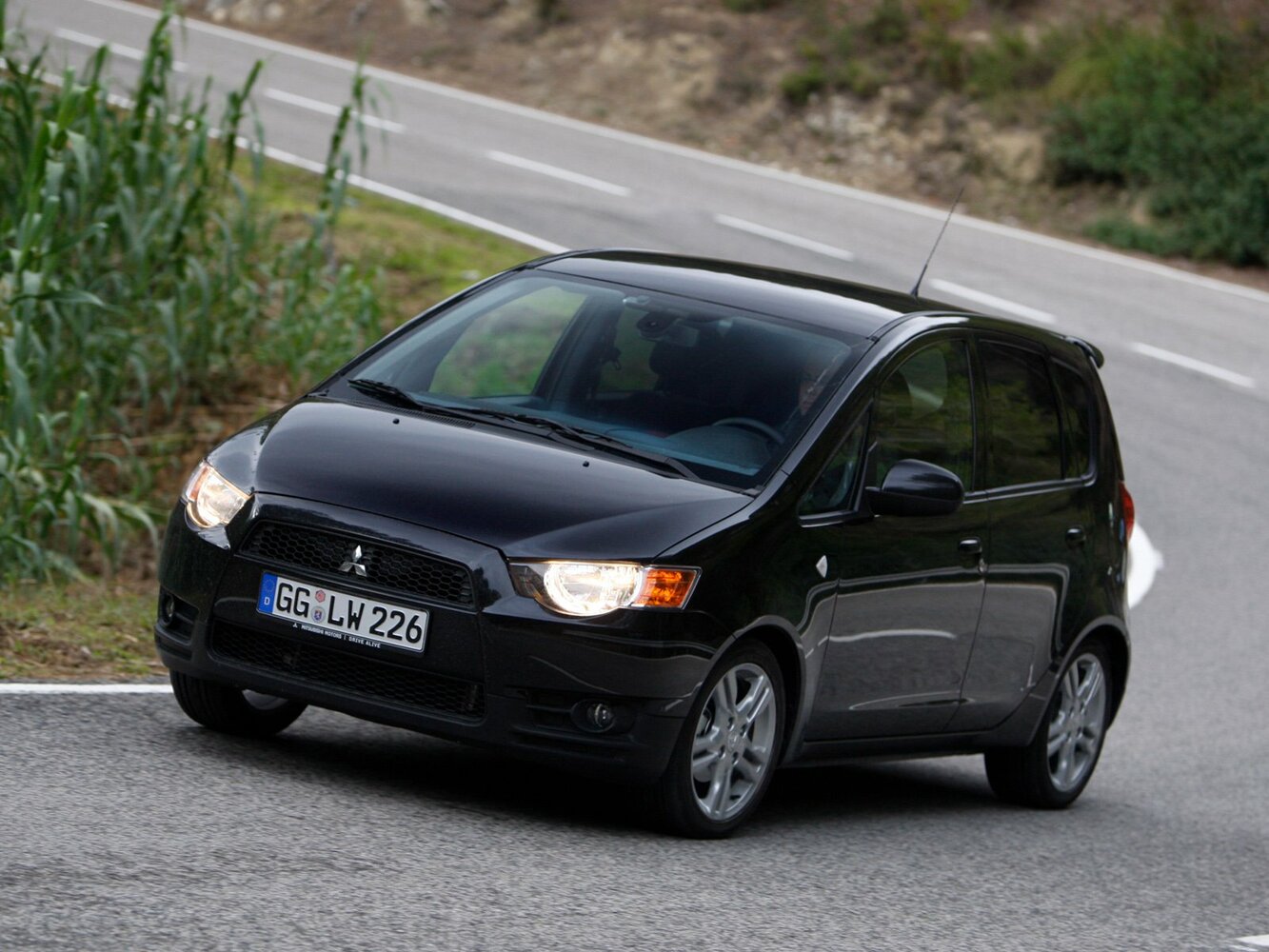 Mitsubishi Colt VI (2002-2012) - Хэтчбек 5 дв.