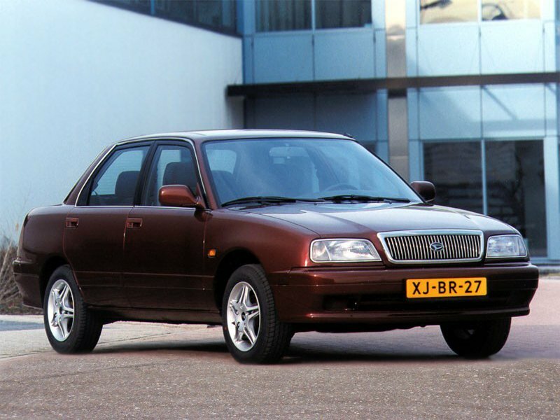 Daihatsu Applause I (1989-2000) - Лифтбек