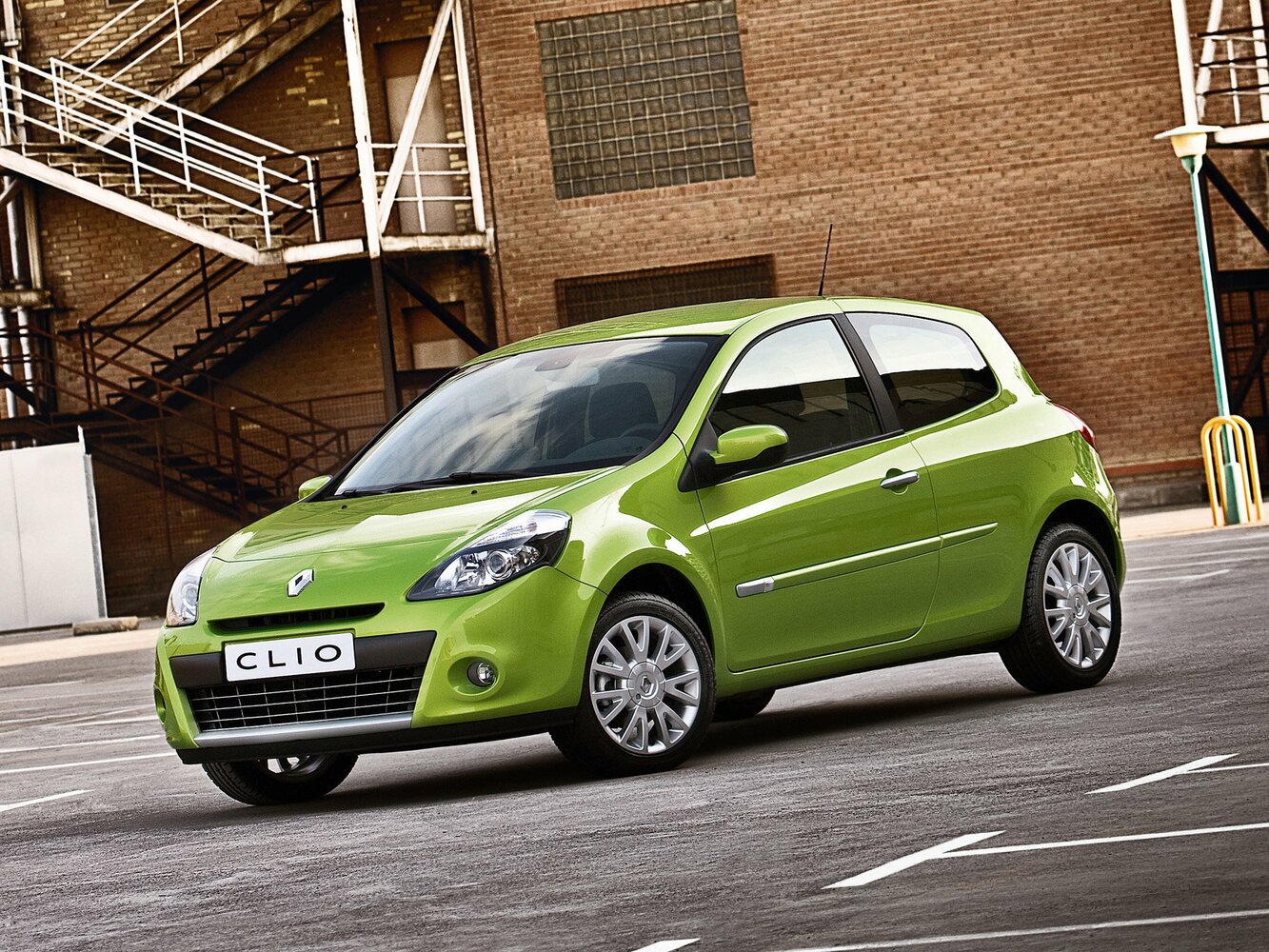 Renault Clio III (2005-2014) - Хэтчбек 3 дв.