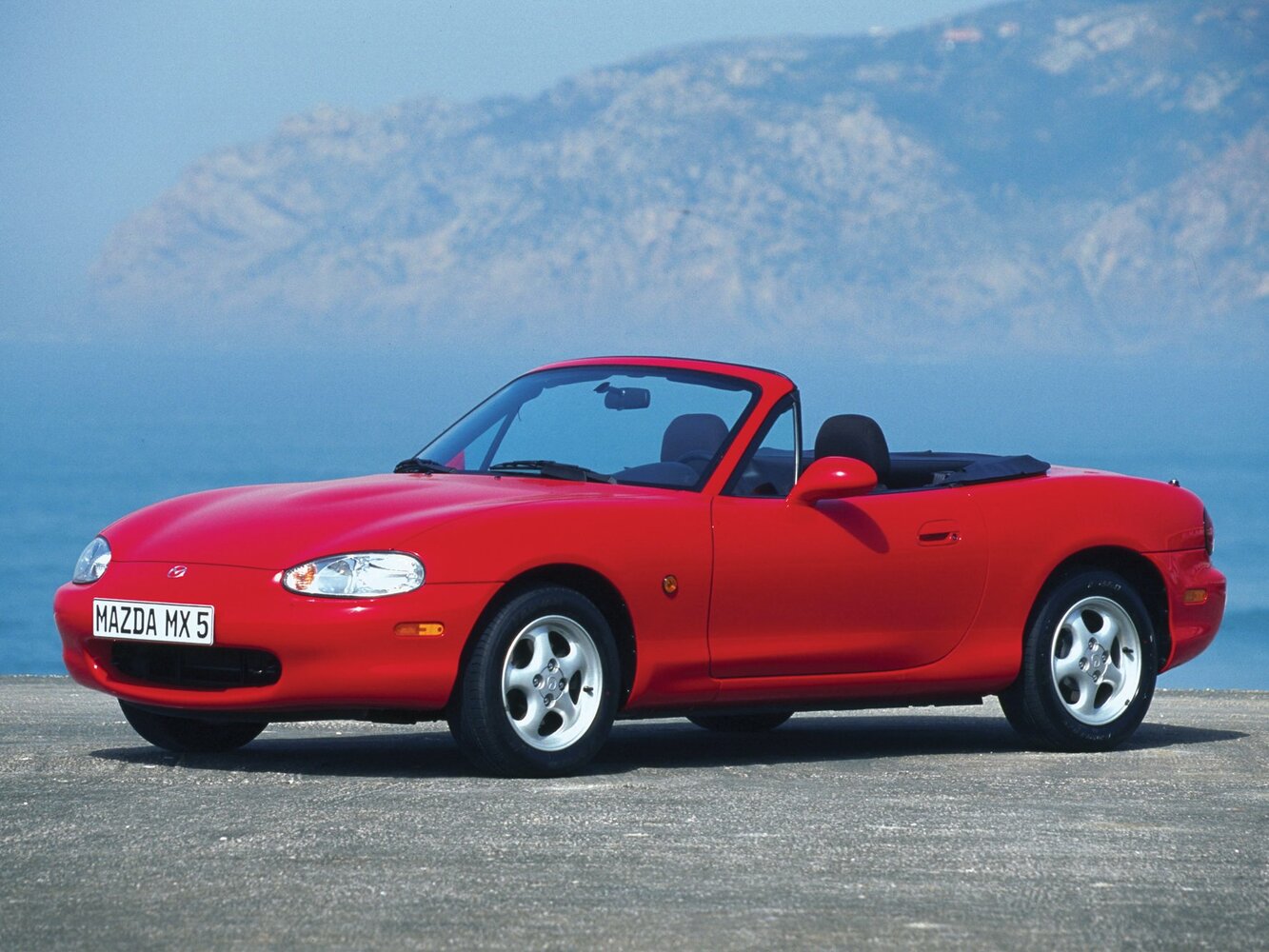 Mazda MX-5 II (1998-2005) - Родстер