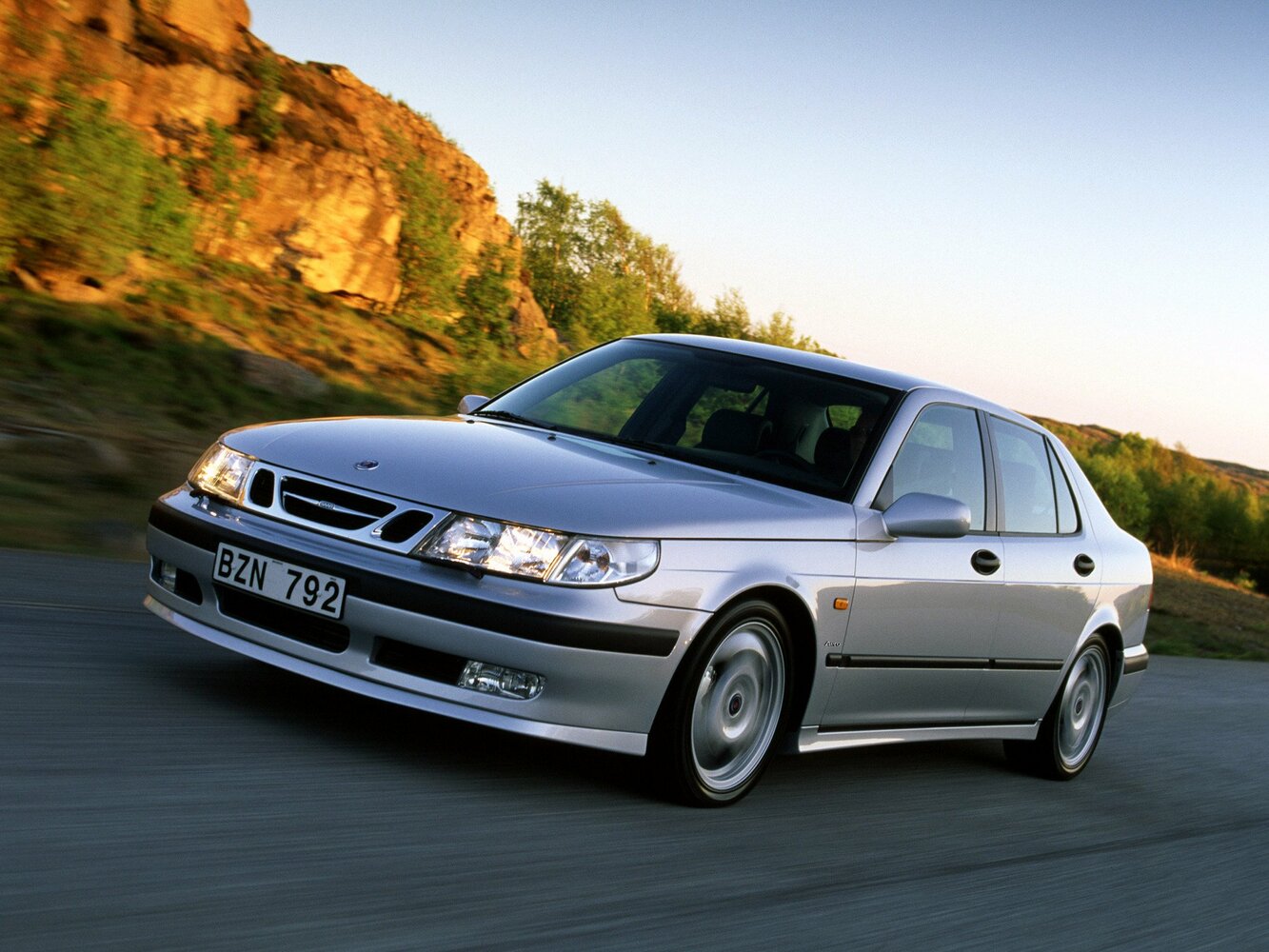 Saab 9-5 I (1997-2010) - Седан