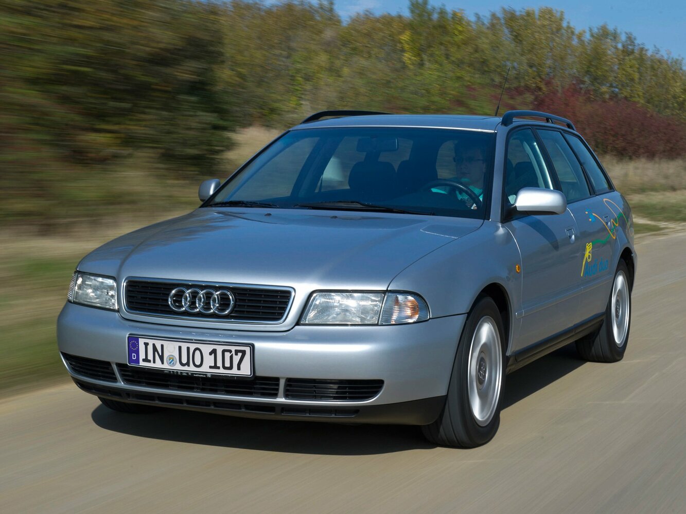 Audi A4 I (1994-2001) - Универсал 5 дв.