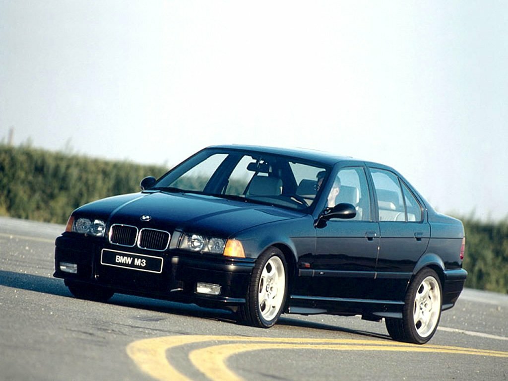 BMW M3 II (1992-1999) - Седан