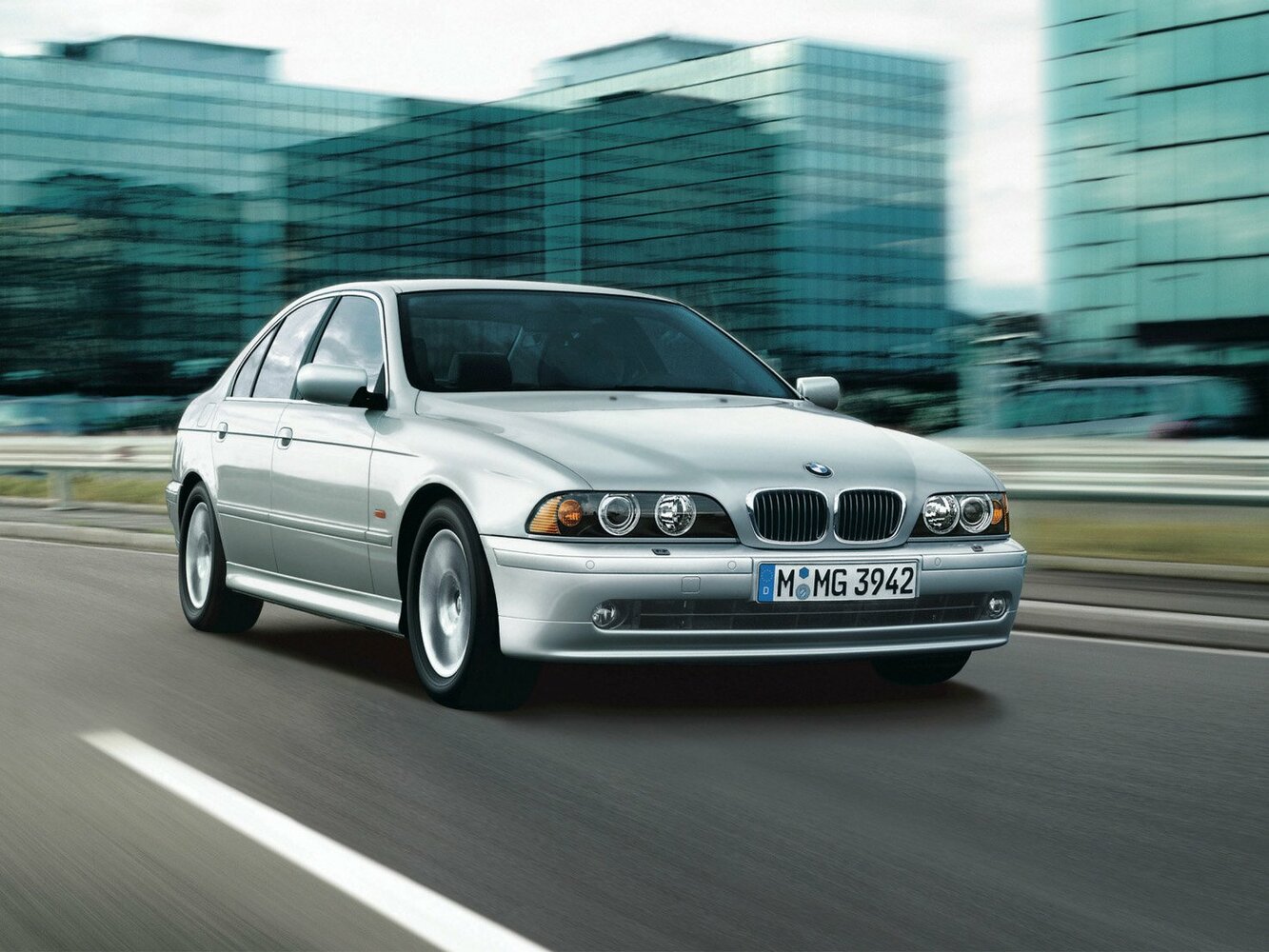 BMW 5 серии IV (1995-2004) - Седан