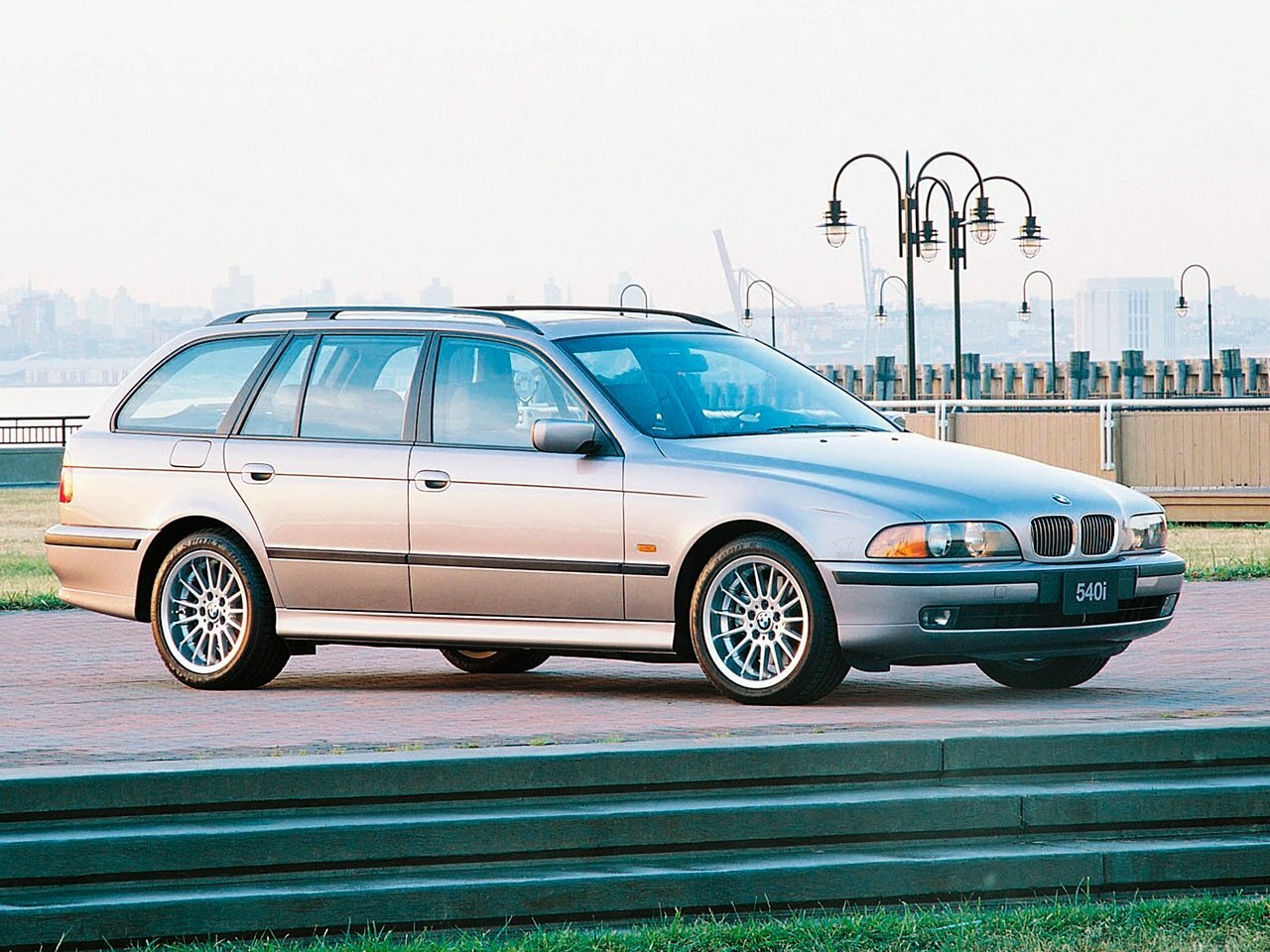 BMW 5 серии IV (1995-2004) - Универсал 5 дв.