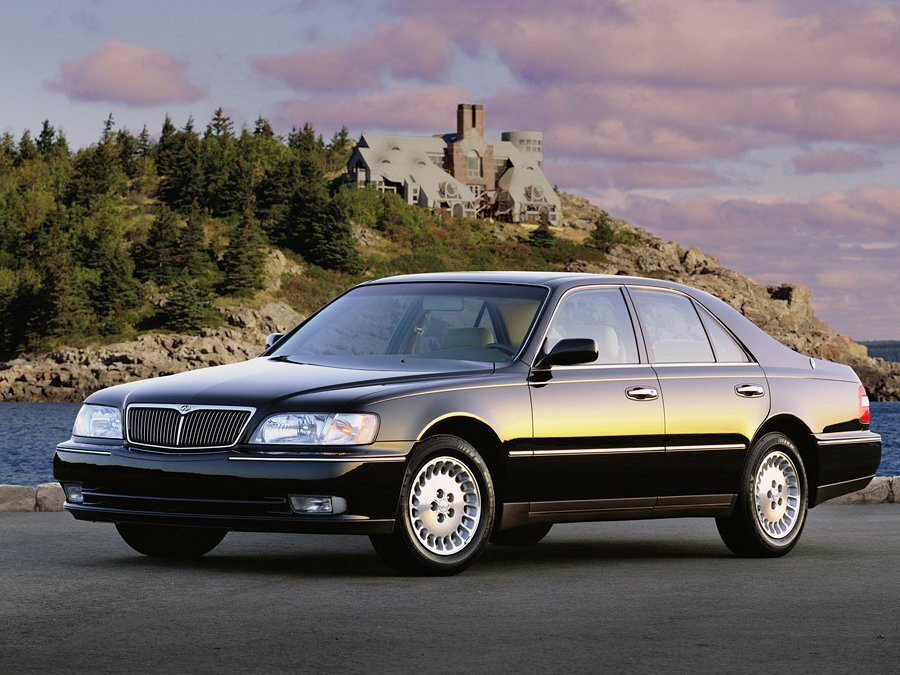 Infiniti Q II (1996-2001) - Седан