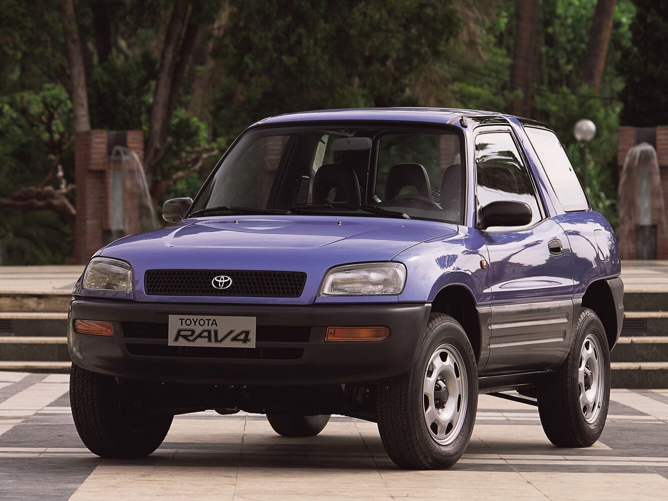 Toyota RAV4 I (1994-2000) - Внедорожник 3 дв.