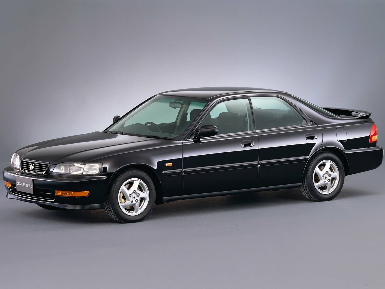 Honda Saber I (1995-1998) - Седан