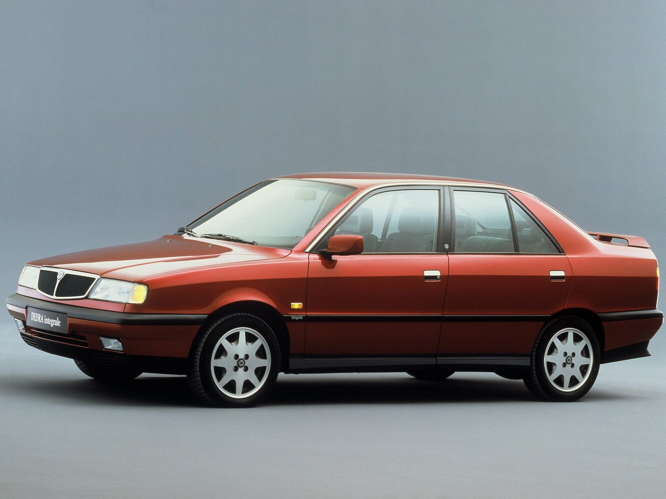 Lancia Dedra I (1989-2000) - Седан