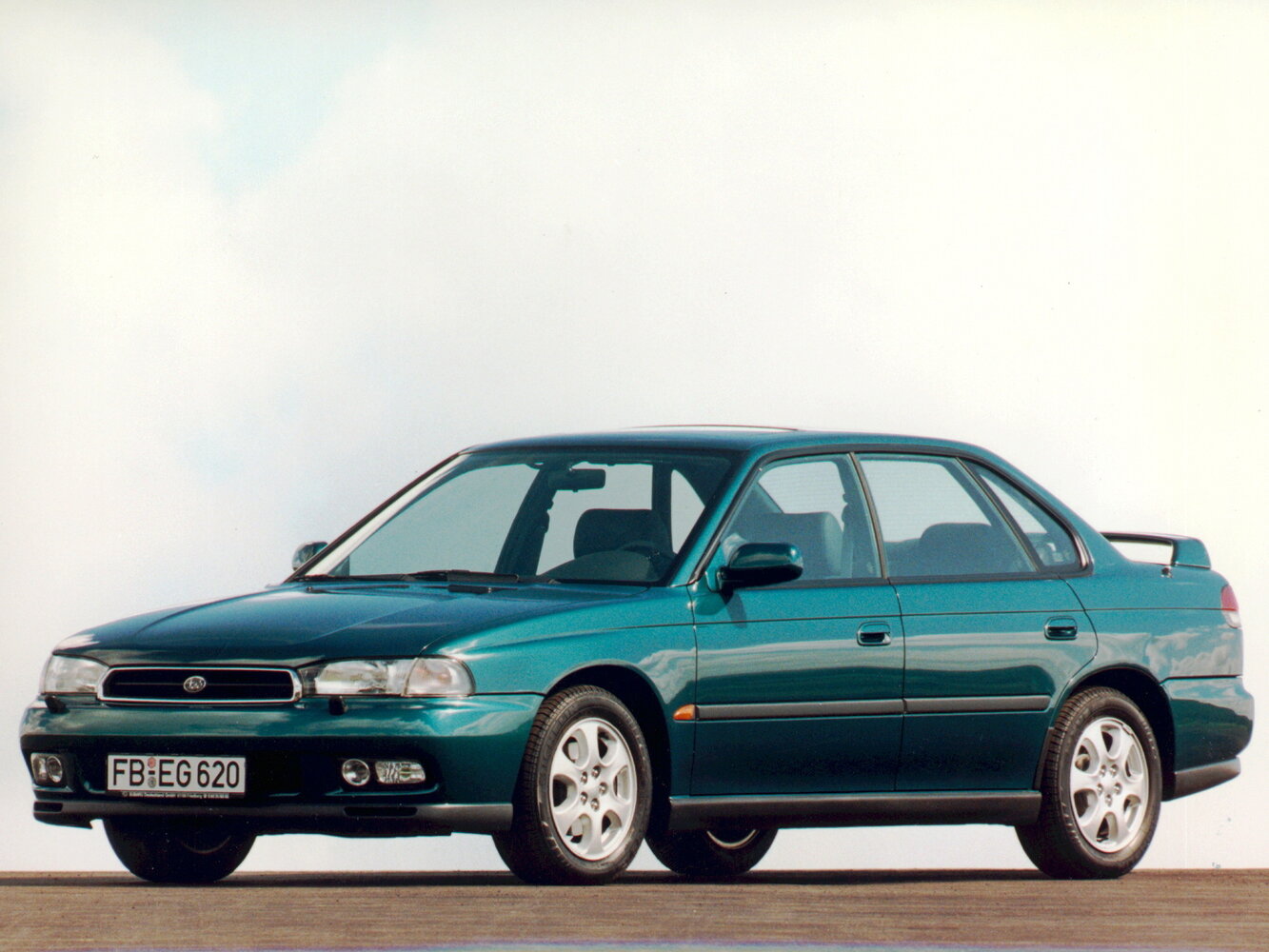 Subaru Legacy II (1993-1999) - Седан