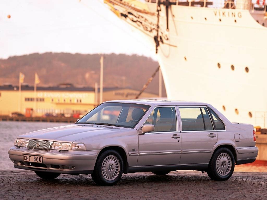 Volvo S90 I (1996-1998) - Седан