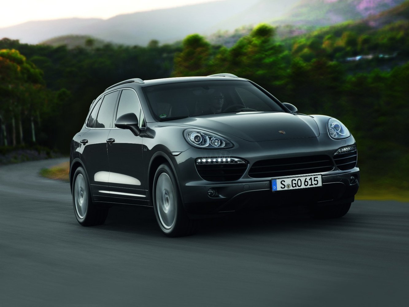 Porsche Cayenne II (2010-2018) - Внедорожник 5 дв.