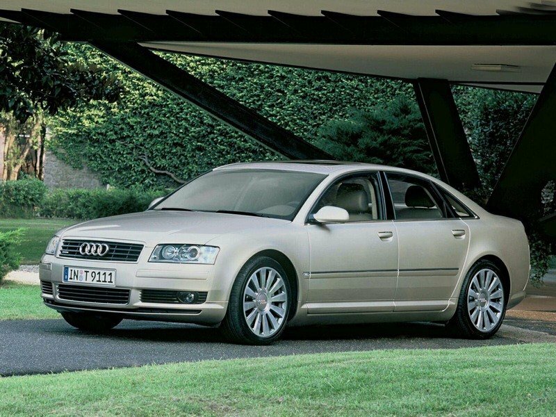 Audi A8 II (2002-2010) - Седан Long