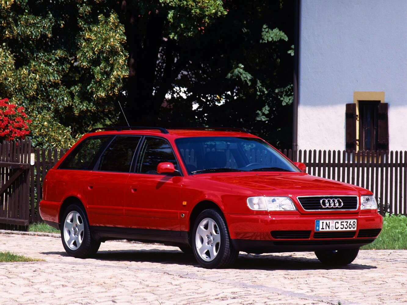 Audi A6 I (1994-1997) - Универсал 5 дв.