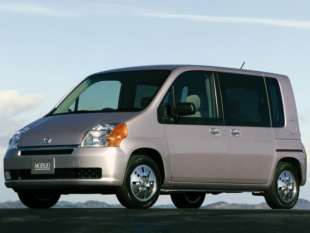 Honda Mobilio I (2001-2008) - Компактвэн